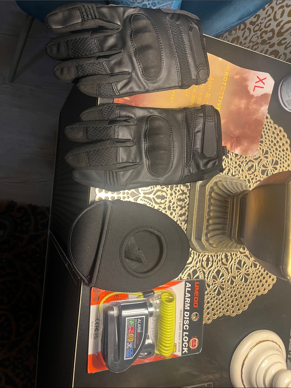 Men's Black Tactical Gloves with Reinforced Knuckle Protection - LotUnbranded